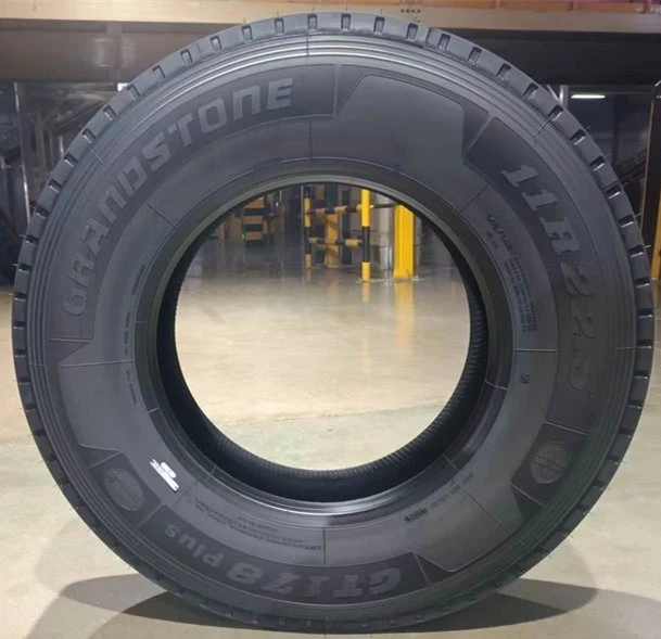 HIGH MILEAGE STEER TIRES 11R22.5